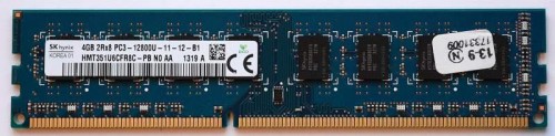 Память для компьютера Hynix DDR3 DIMM 4Gb PC12800 1600 МГц HMT451U6AFR8C 1 модуль памяти DDR3объем модуля 4 Гбформ-фактор DIMM, 240-контактныйчастота 1600 МГцCAS Latency (CL): 11